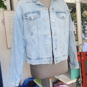 GAP Icon light wash denim jacket Size L